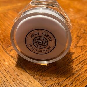 Facial peeling gel white diamond forever flawless